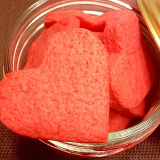 きれいな「赤いハートのクッキー」バレンタインにも♪